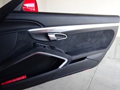 2015 Porsche CAYMAN thumbnail 22
