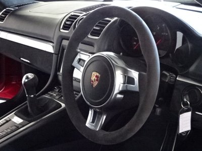 2015 Porsche CAYMAN photo 15