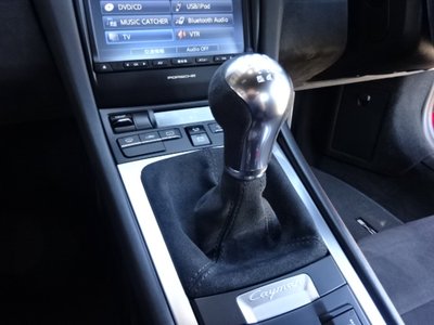 2015 Porsche CAYMAN thumbnail 25