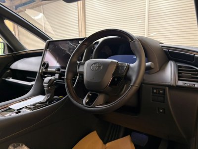 2026 Toyota ALPHARD — фото 6