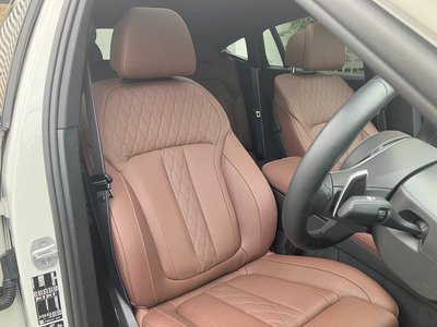 2026 BMW X6 thumbnail 24