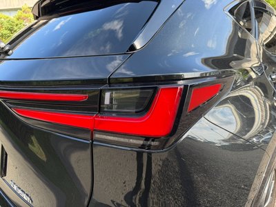 2023 Lexus NX thumbnail 21