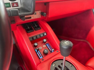 صورة 14 لـ 1984 Lamborghini COUNTACH
