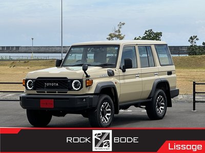 2025 Toyota LAND CRUISER 70 photo 1