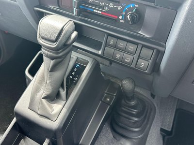 2025 Toyota LAND CRUISER 70 thumbnail 18