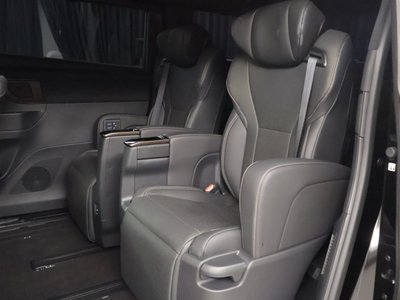 2024 Toyota ALPHARD — фото 21