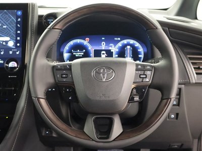 2024 Toyota ALPHARD — фото 6