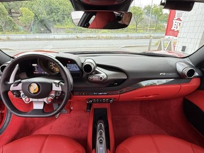 2022 Ferrari F8 TRIBUTO — фото 11