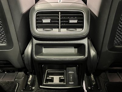 2023 Mercedes-BENZ GLE AMG thumbnail 30