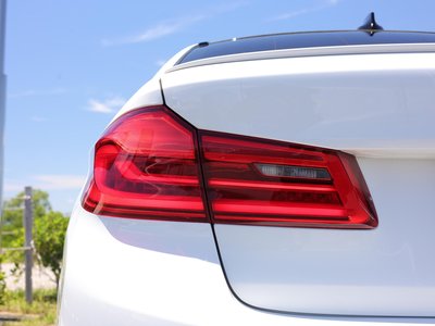 2018 BMW M5 — миниатюра 35