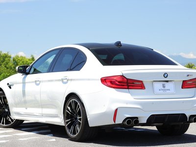 2018 BMW M5 — миниатюра 34