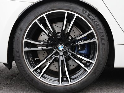 2018 BMW M5 — миниатюра 41