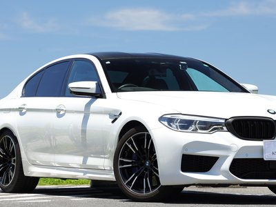 2018 BMW M5 — миниатюра 81