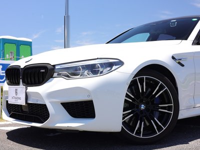 2018 BMW M5 — миниатюра 83