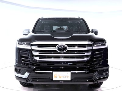 2026 Toyota LAND CRUISER 300 photo 11