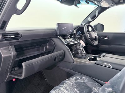 2026 Toyota LAND CRUISER 300 thumbnail 41