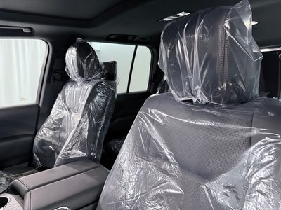 2026 Toyota LAND CRUISER 300 thumbnail 39