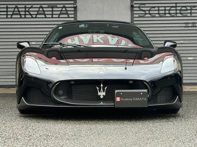 2022 Maserati MC20 photo 2