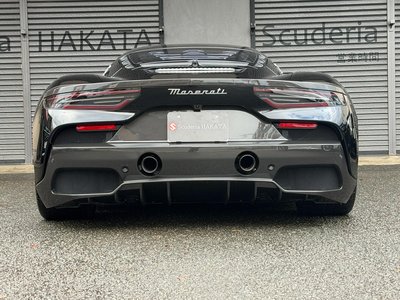 2022 Maserati MC20 photo 9