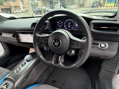 2022 Maserati MC20 photo 20
