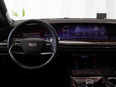 2025 Cadillac ESCALADE — фото 11