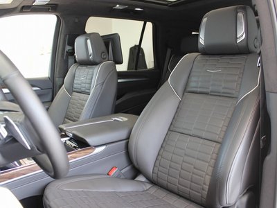 2025 Cadillac ESCALADE — фото 16