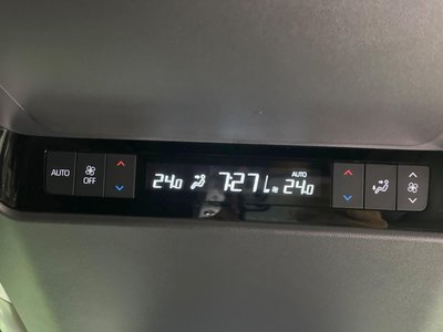 2025 Toyota ALPHARD 照片 69