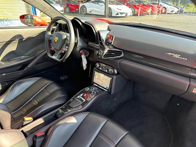2011 Ferrari 458 ITALIA 照片 27