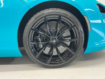 صورة 16 لـ 2024 Mclaren ARTURA SPIDER