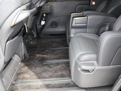 2023 Toyota ALPHARD — фото 30
