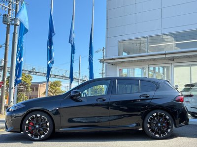 2025 BMW 1 SERIES 照片 8
