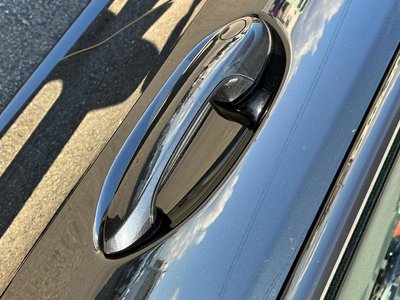 2025 BMW 1 SERIES 照片 15