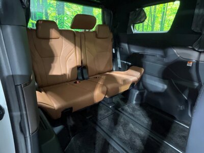 صورة 11 لـ 2023 Toyota VELLFIRE