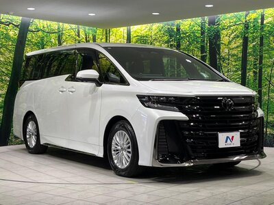 صورة 18 لـ 2023 Toyota VELLFIRE