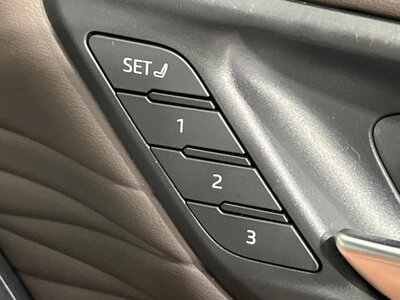 صورة 64 لـ 2023 Toyota VELLFIRE