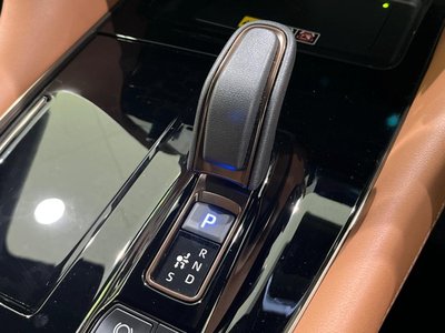 صورة 66 لـ 2023 Toyota VELLFIRE