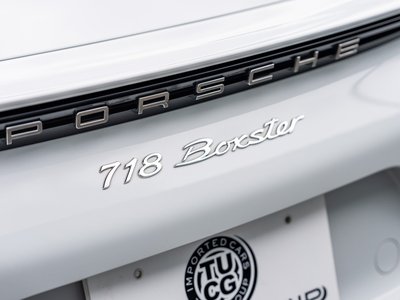 2017 Porsche 718 thumbnail 54