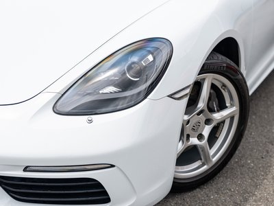 2017 Porsche 718 photo 8