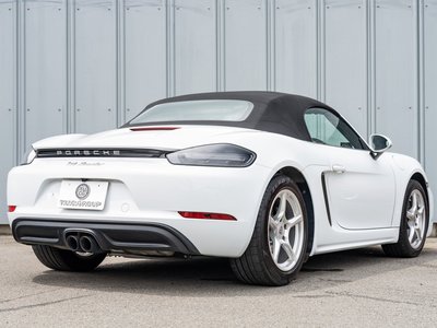 2017 Porsche 718 thumbnail 51