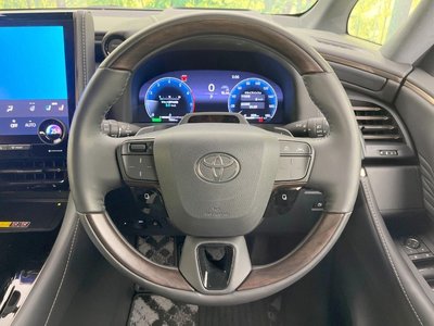 صورة 12 لـ 2023 Toyota VELLFIRE