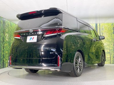 صورة 18 لـ 2023 Toyota VELLFIRE