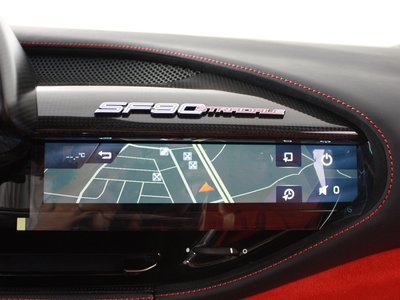 صورة 39 لـ 2021 Ferrari SF90 STRADALE