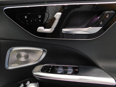2024 Mercedes-BENZ C-CLASS AMG thumbnail 22
