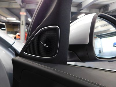 2024 Mercedes-BENZ C-CLASS AMG thumbnail 21