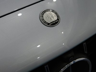 2024 Mercedes-BENZ C-CLASS AMG thumbnail 61