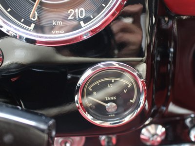 صورة 48 لـ 1987 Mercedes-BENZ 190