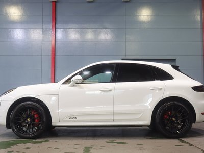 2018 Porsche MACAN 缩略图 9