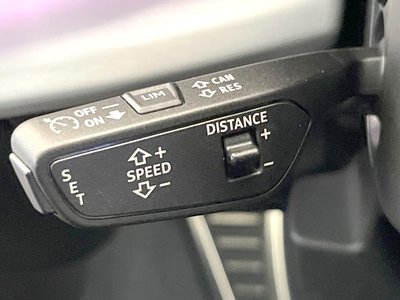2022 AUDI Q8 photo 5