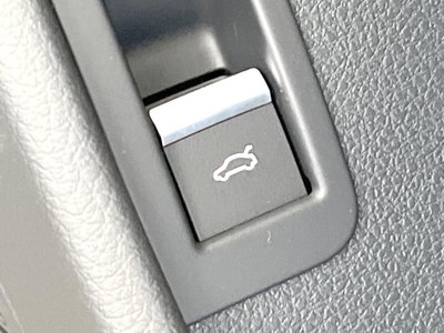 2022 AUDI Q8 thumbnail 62