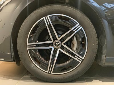 2023 Mercedes-BENZ EQE photo 11